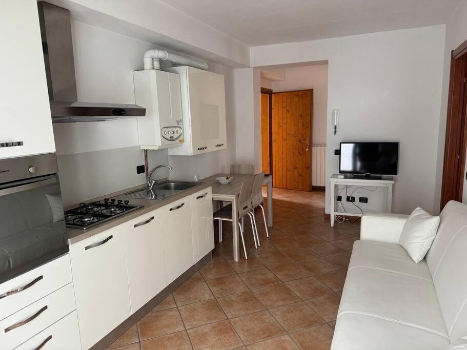 Oltre il Colle Suite Panoramica Casa Vacanza Di Alex G מראה חיצוני תמונה